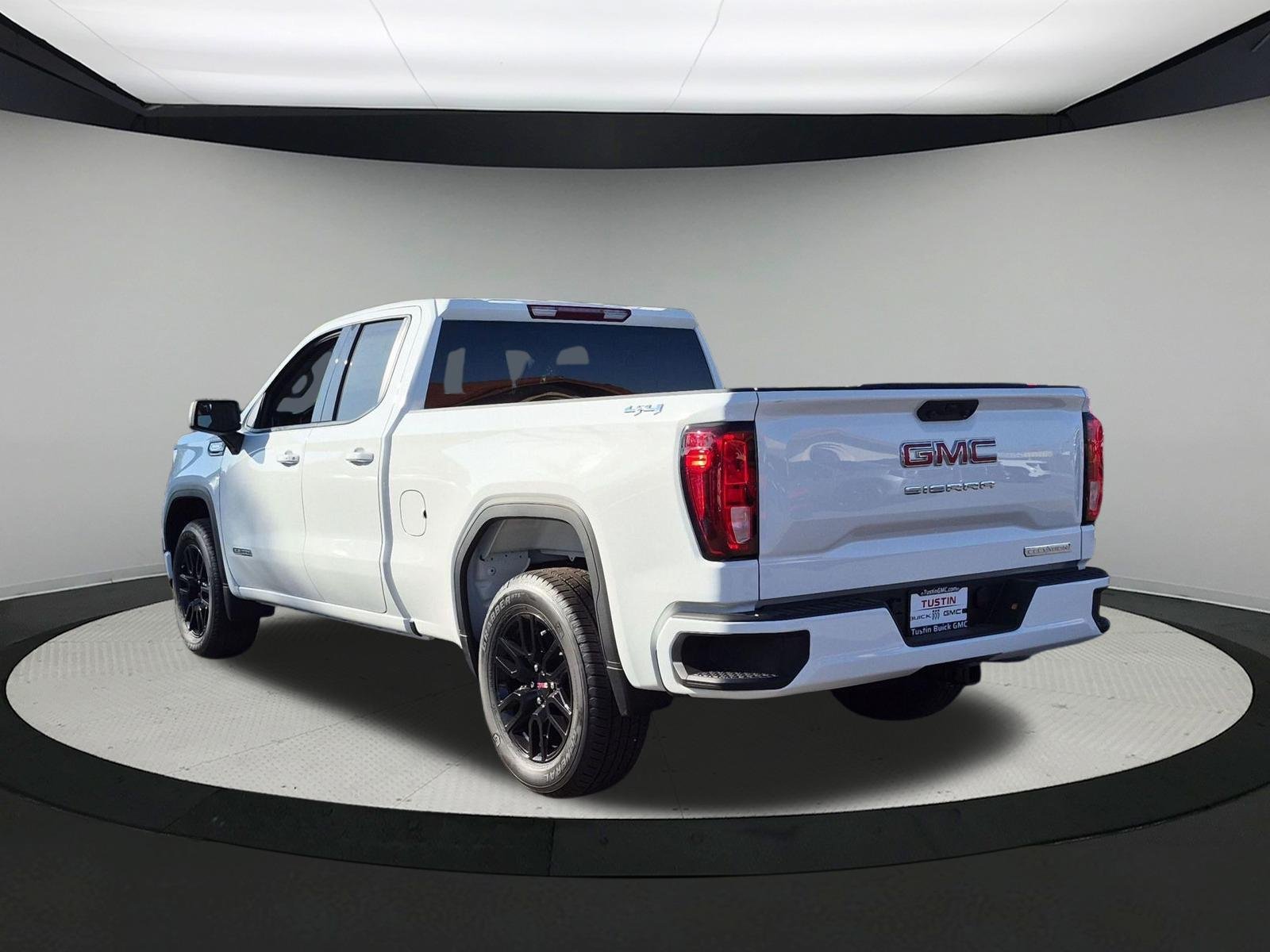 New 2026 GMC Sierra 1500 Elevation AWD/4WD image 3