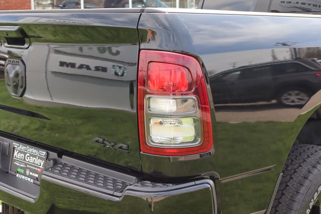 Used 2024 RAM 2500 Big Horn w/ Night Edition AWD/4WD image 43