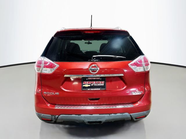 Used 2016 Nissan Rogue SV w/ SV Moonroof Package AWD/4WD image 8