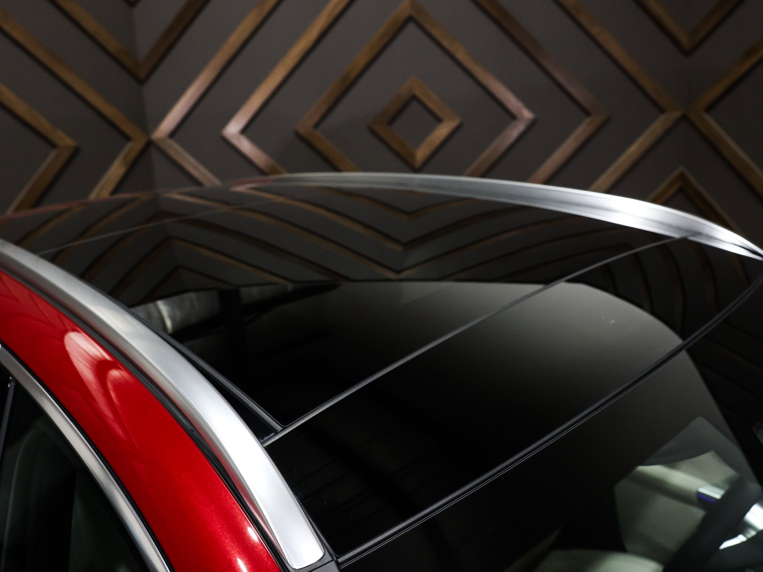 Used 2025 Mercedes-Benz GLC 300 4MATIC image 44