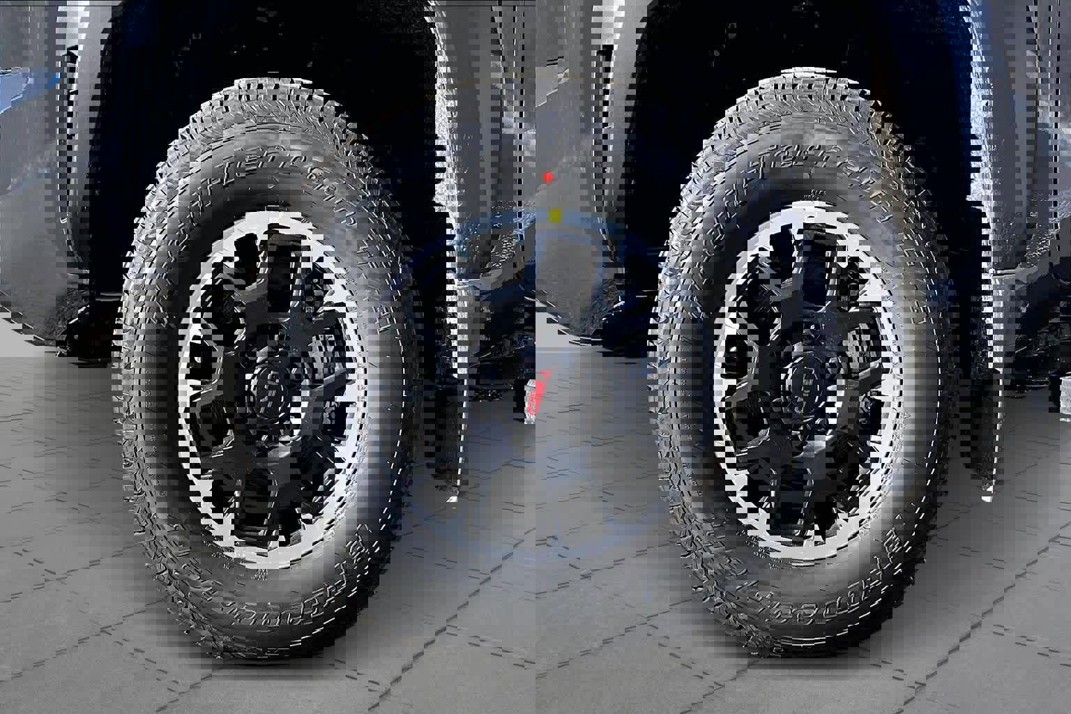 New 2025 Toyota Tacoma TRD Off-Road image 12