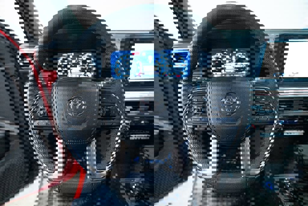 Certified 2025 Toyota Tacoma TRD Off-Road image 19