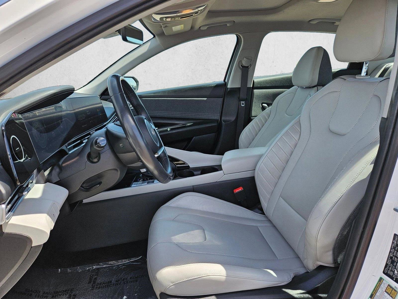 Used 2024 Hyundai Elantra Limited FWD image 22