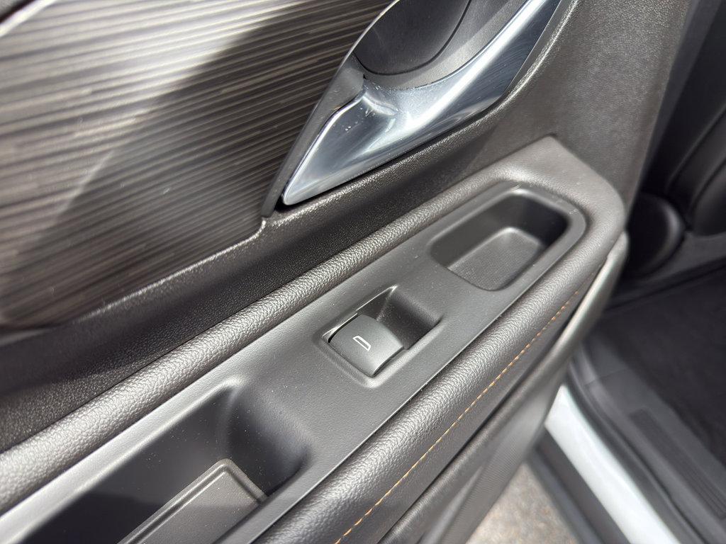 Used 2019 GMC Terrain SLT w/ Preferred Package image 46