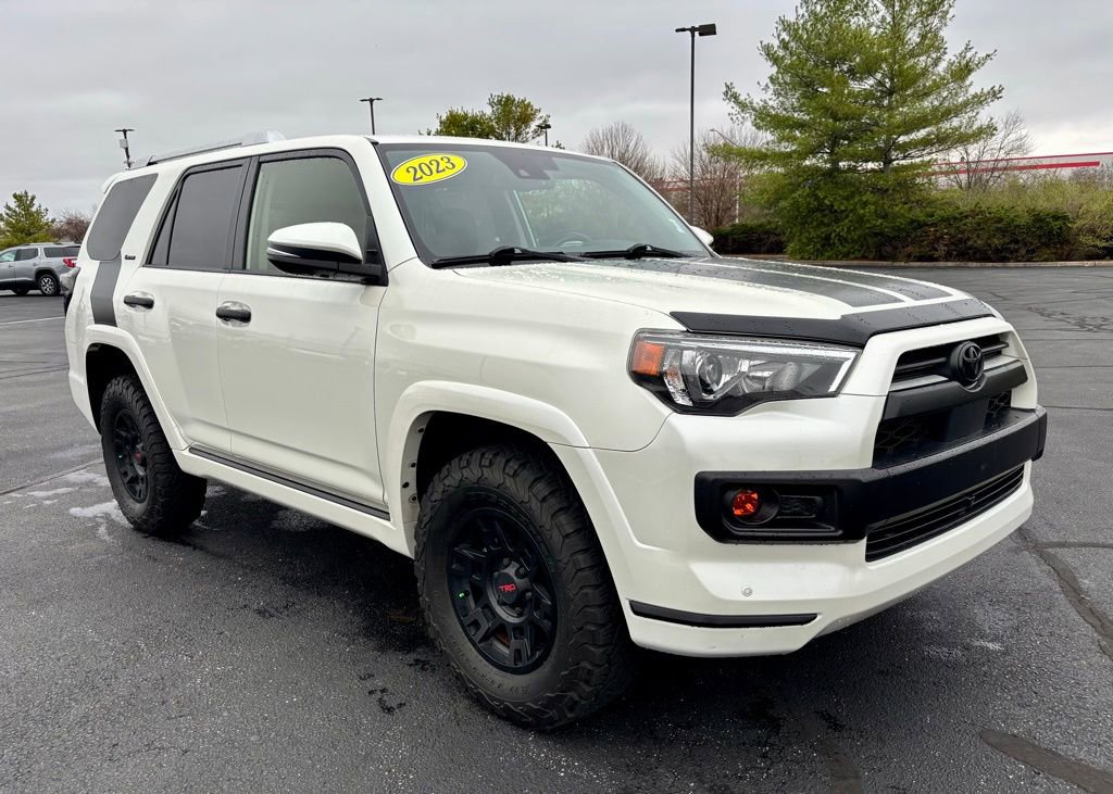 Used 2023 Toyota 4Runner Limited AWD/4WD image 9