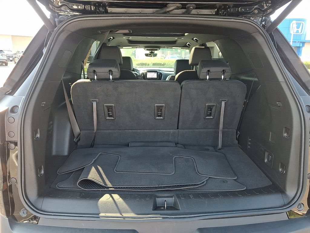 Certified 2023 Chevrolet Traverse LT w/ LT Premium Package AWD/4WD image 33