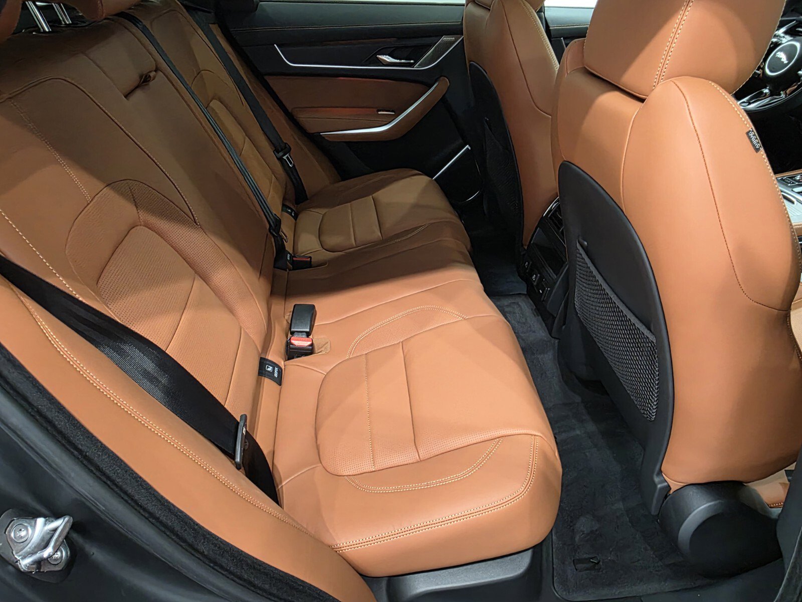 New 2026 Jaguar F-PACE R-Dynamic S image 21