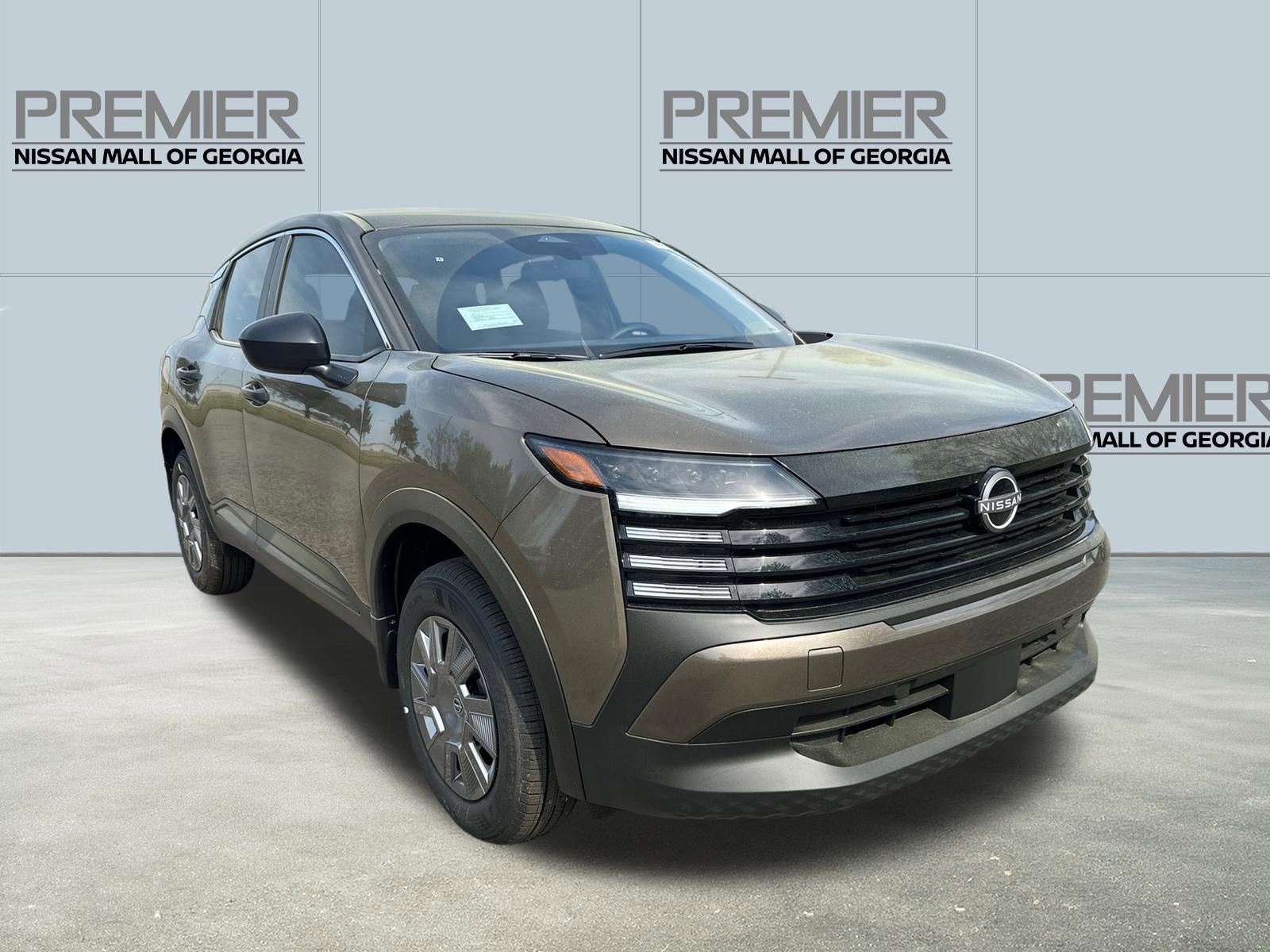 New 2026 Nissan Kicks S image 3