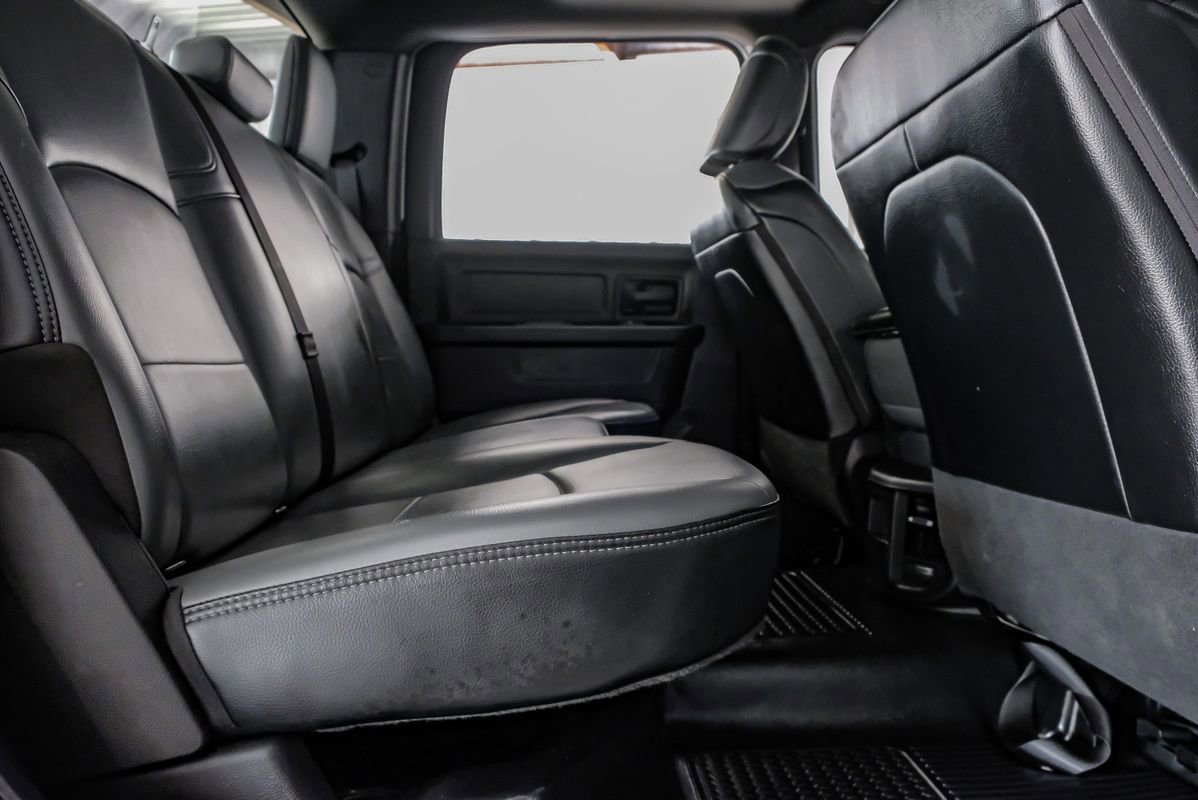 Used 2024 RAM 3500 Tradesman w/ Chrome Appearance Group image 36