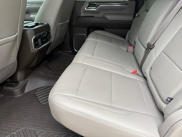 Used 2024 Chevrolet Silverado 2500 LTZ w/ LTZ Premium Package image 18