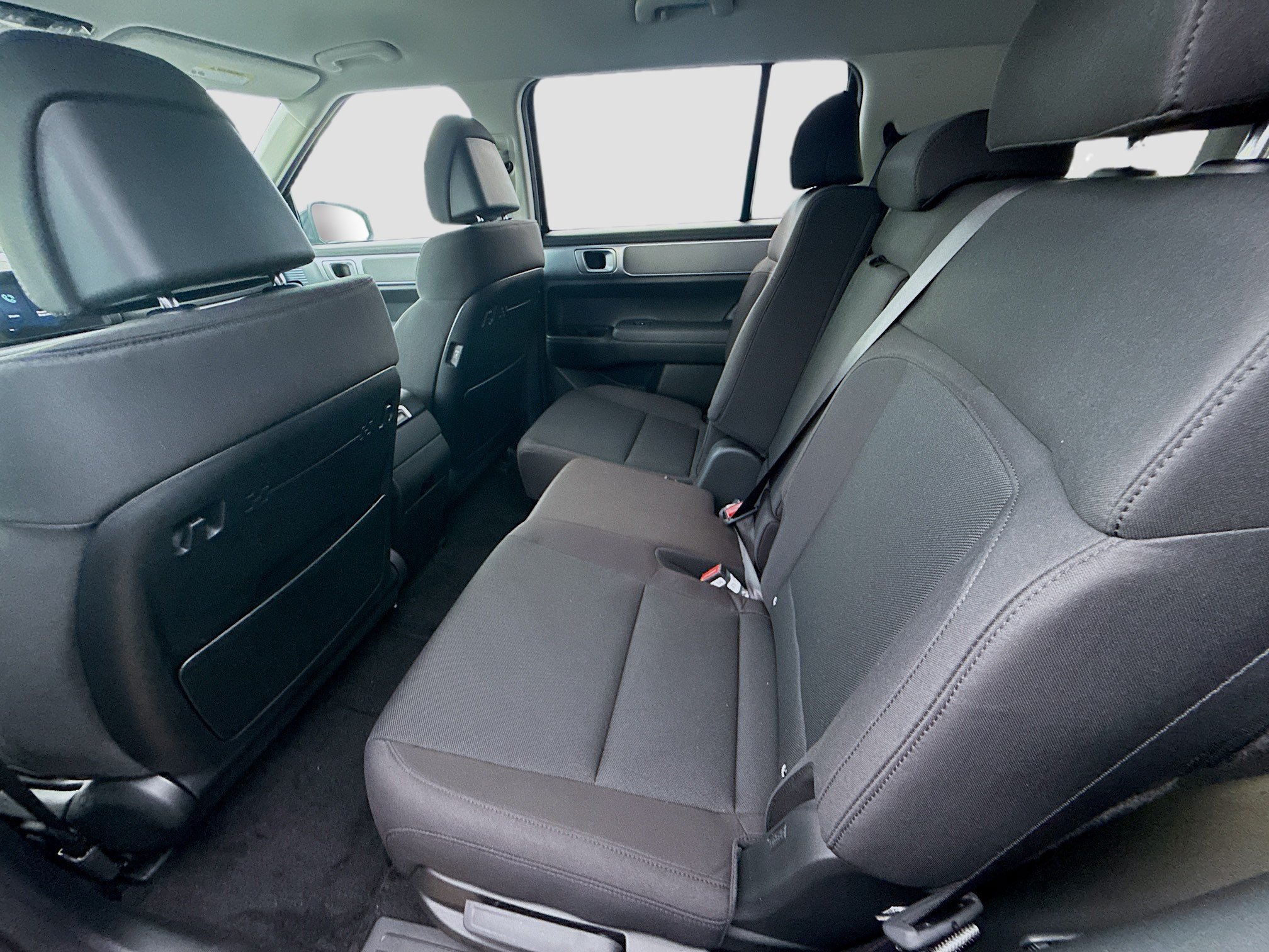 New 2026 Hyundai Santa Fe SE FWD image 17