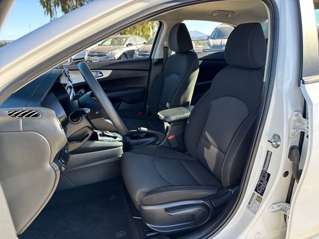 Used 2023 Kia Forte LXS image 7