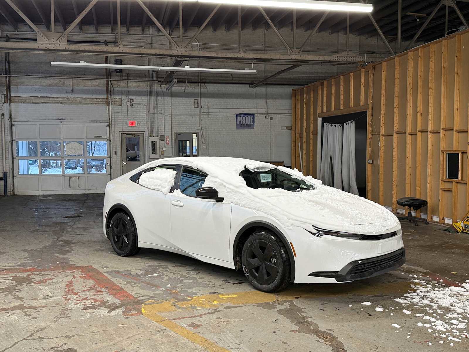 New 2026 Toyota Prius LE FWD image 7