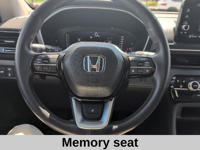 Used 2023 Honda Pilot Elite image 10