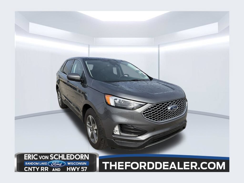 Used 2024 Ford Edge SEL w/ Convenience Package