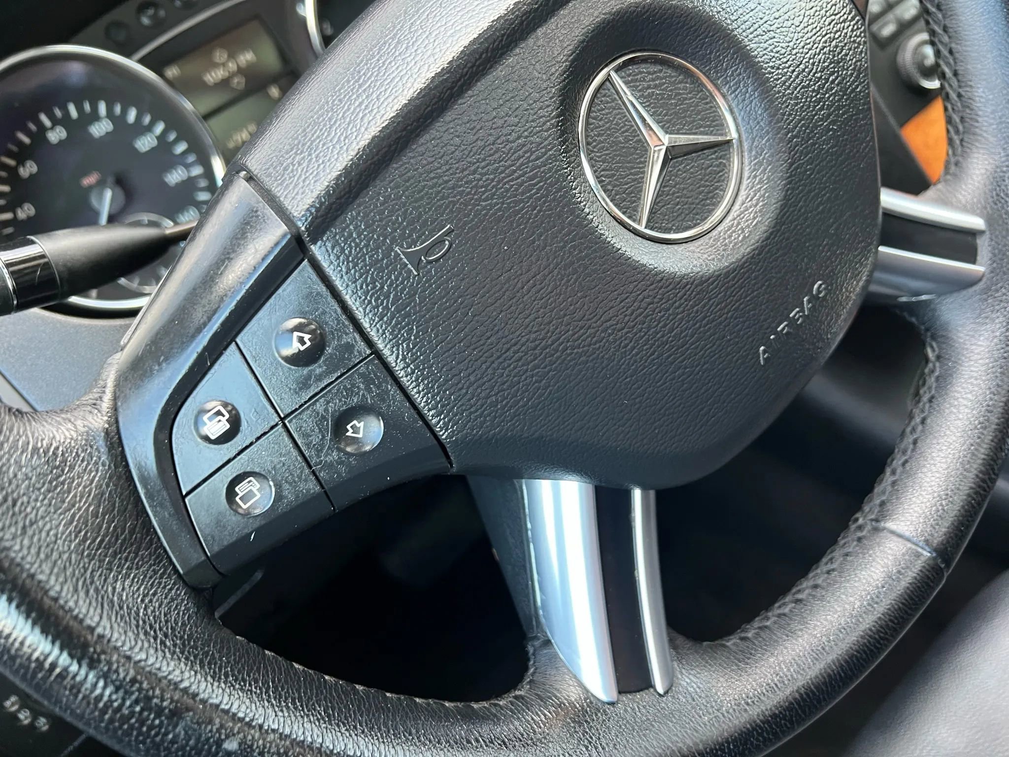 Used 2008 Mercedes-Benz R 350 2WD image 36