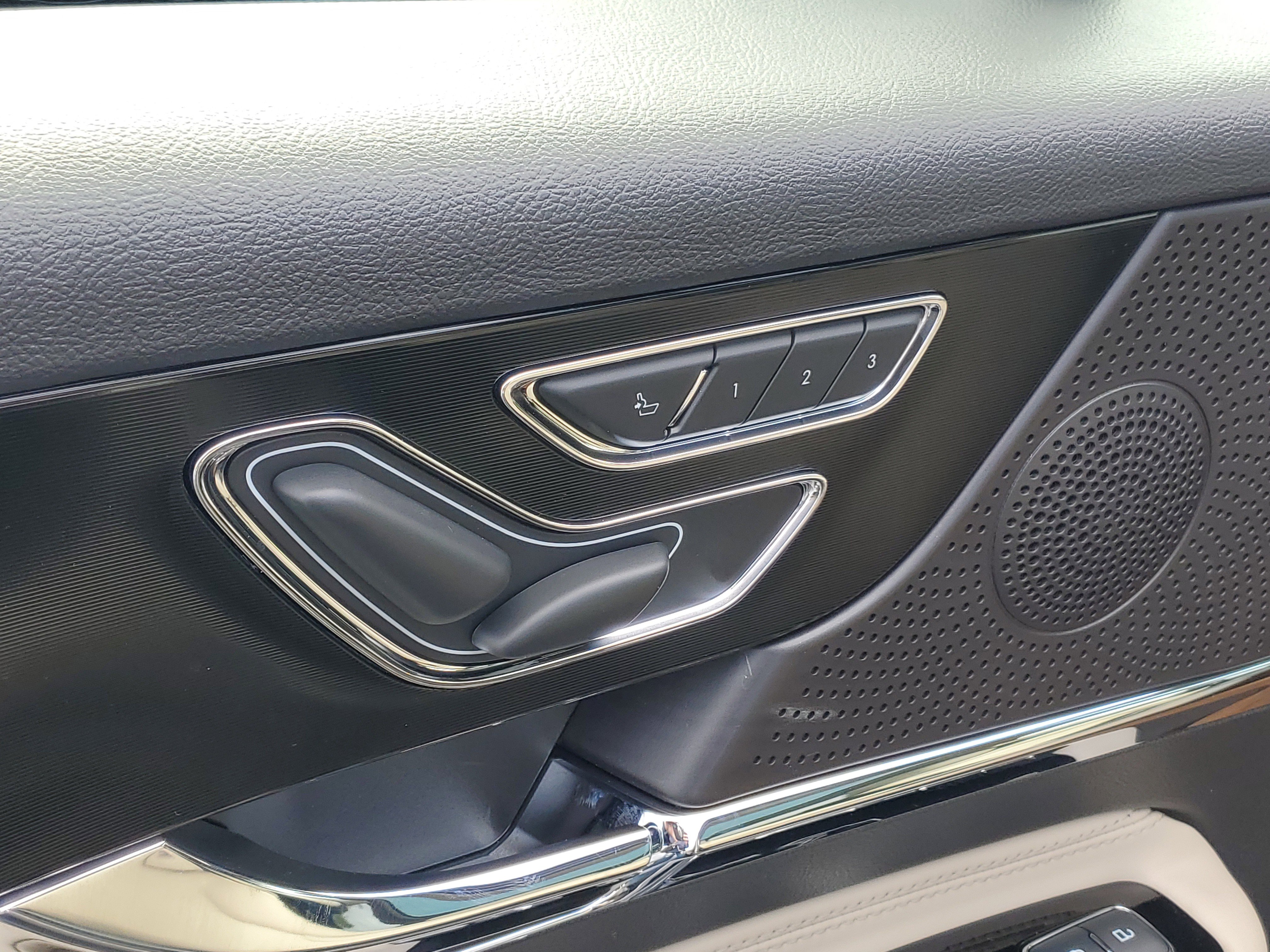 New 2026 Lincoln Corsair Premiere image 9