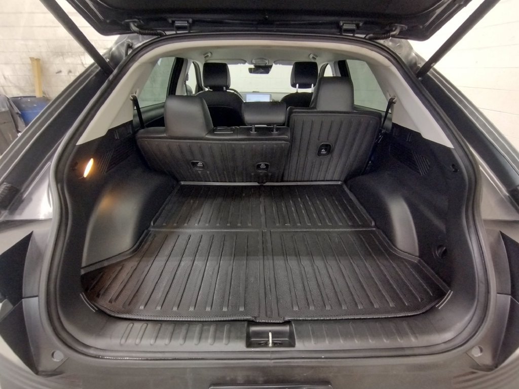 Certified 2023 Hyundai Ioniq 5 SEL w/ Cargo Package AWD/4WD image 18