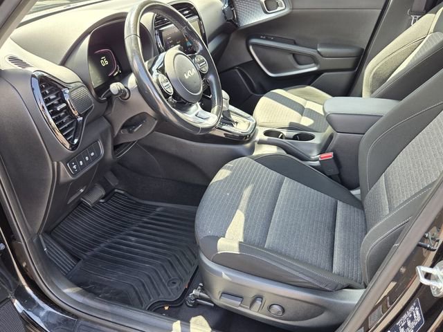 Used 2023 Kia Soul EX FWD image 10
