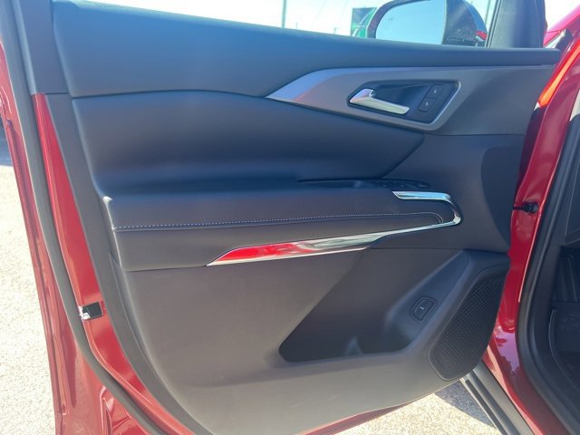 New 2026 Chevrolet Traverse LT w/ Driver Confidence Package image 12