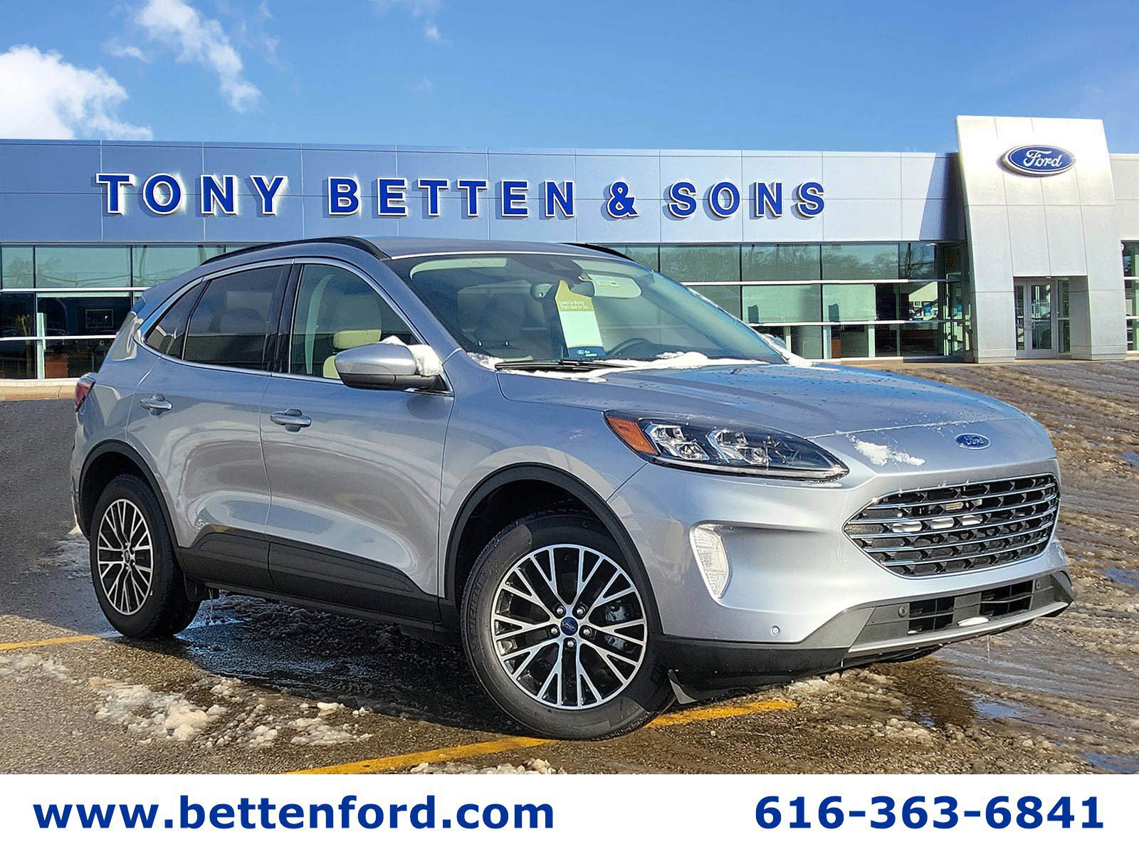 Certified 2022 Ford Escape Titanium 360° Tour