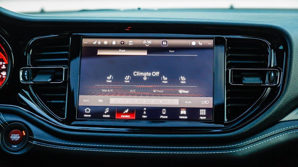 Used 2021 Dodge Durango SRT w/ Technology Group image 17