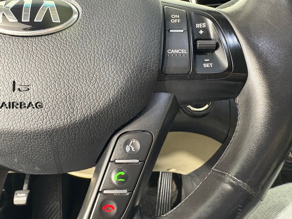 Used 2013 Kia Optima EX w/ Premium Pkg image 24