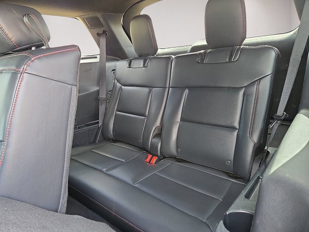 Used 2025 Ford Explorer ST-Line w/ ST-Line Street Pack AWD/4WD image 15