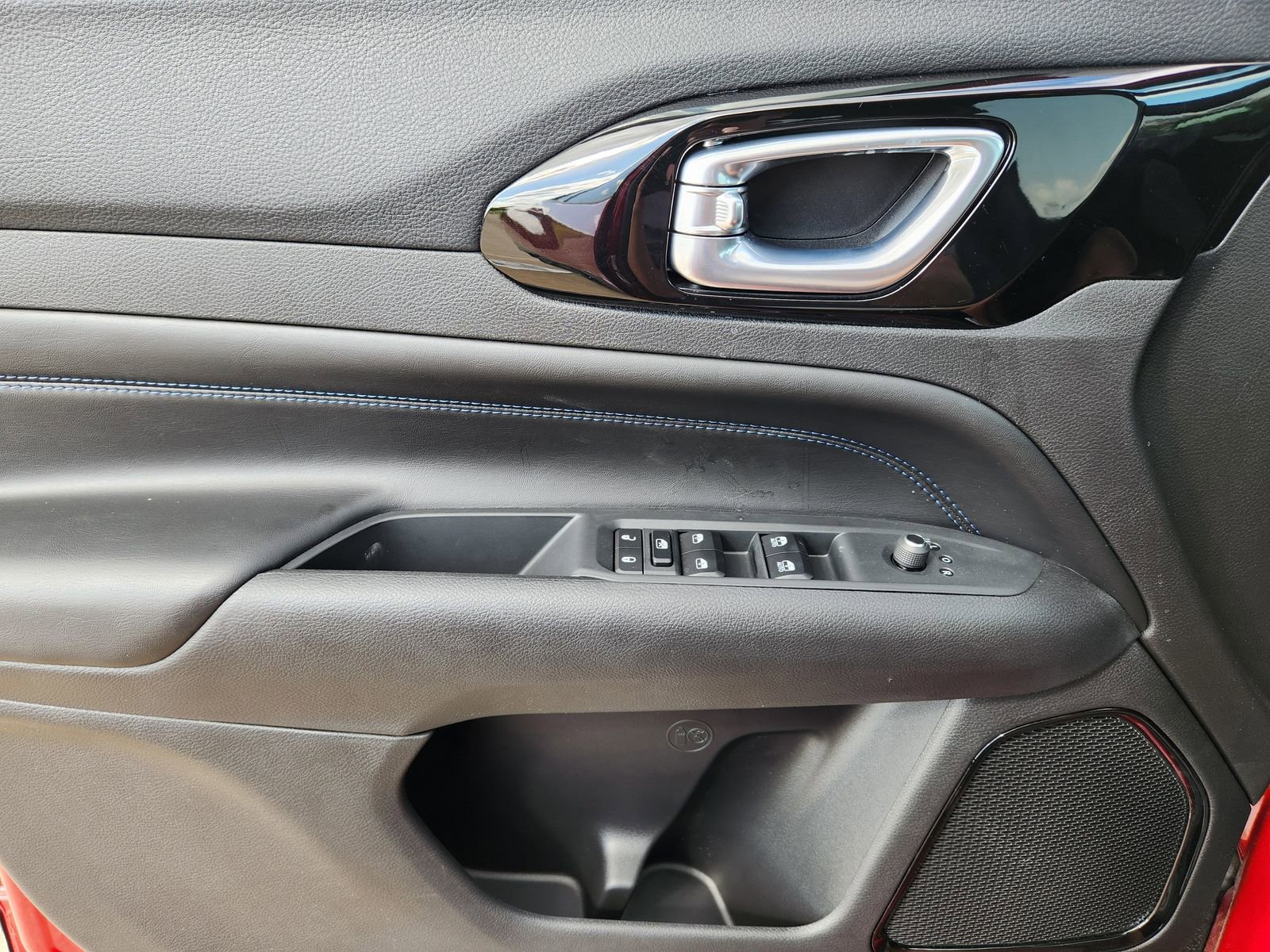 New 2026 Jeep Compass Latitude image 31