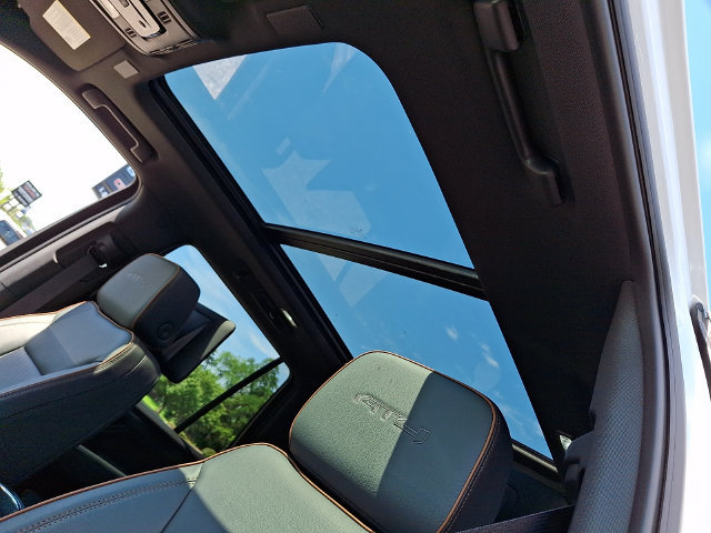 New 2026 GMC Yukon AT4 w/ AT4 Premium Plus Package AWD/4WD image 12