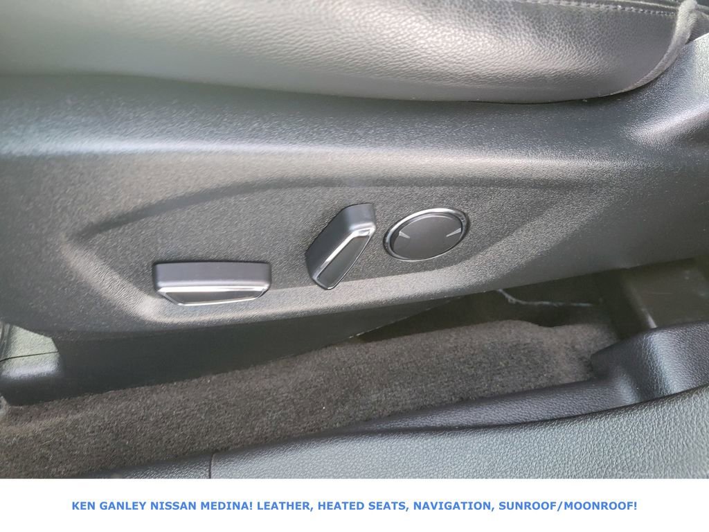 Used 2018 Ford Explorer XLT w/ Equipment Group 202A image 37