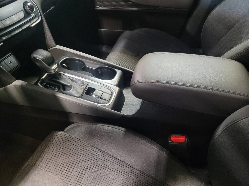 Used 2020 Hyundai Santa Fe SE AWD/4WD image 26