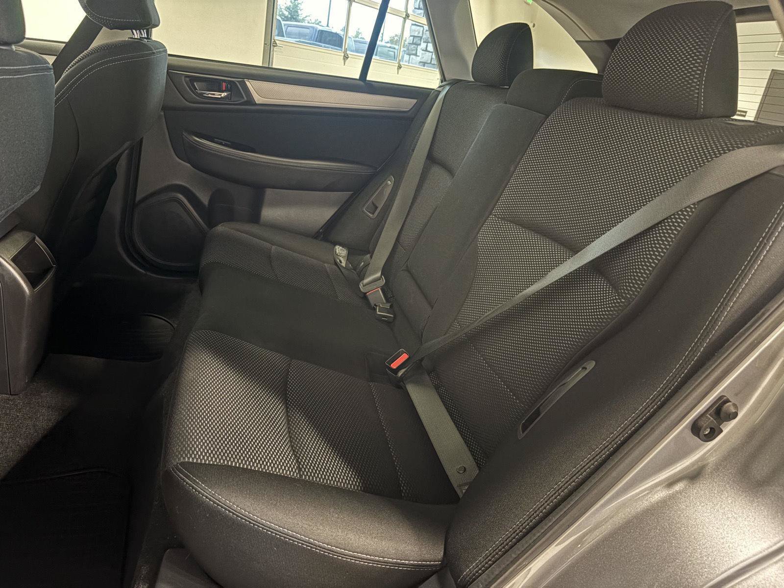 Used 2015 Subaru Outback 2.5i Premium AWD/4WD image 31