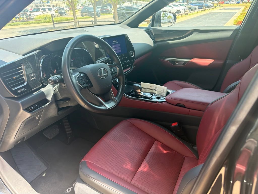 Certified 2025 Lexus NX 250 FWD w/ Accessory Package (Z1) image 5