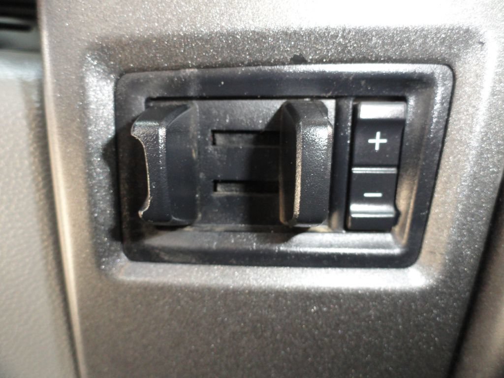 Used 2017 Ford F550 2WD Regular Cab Super Duty image 19