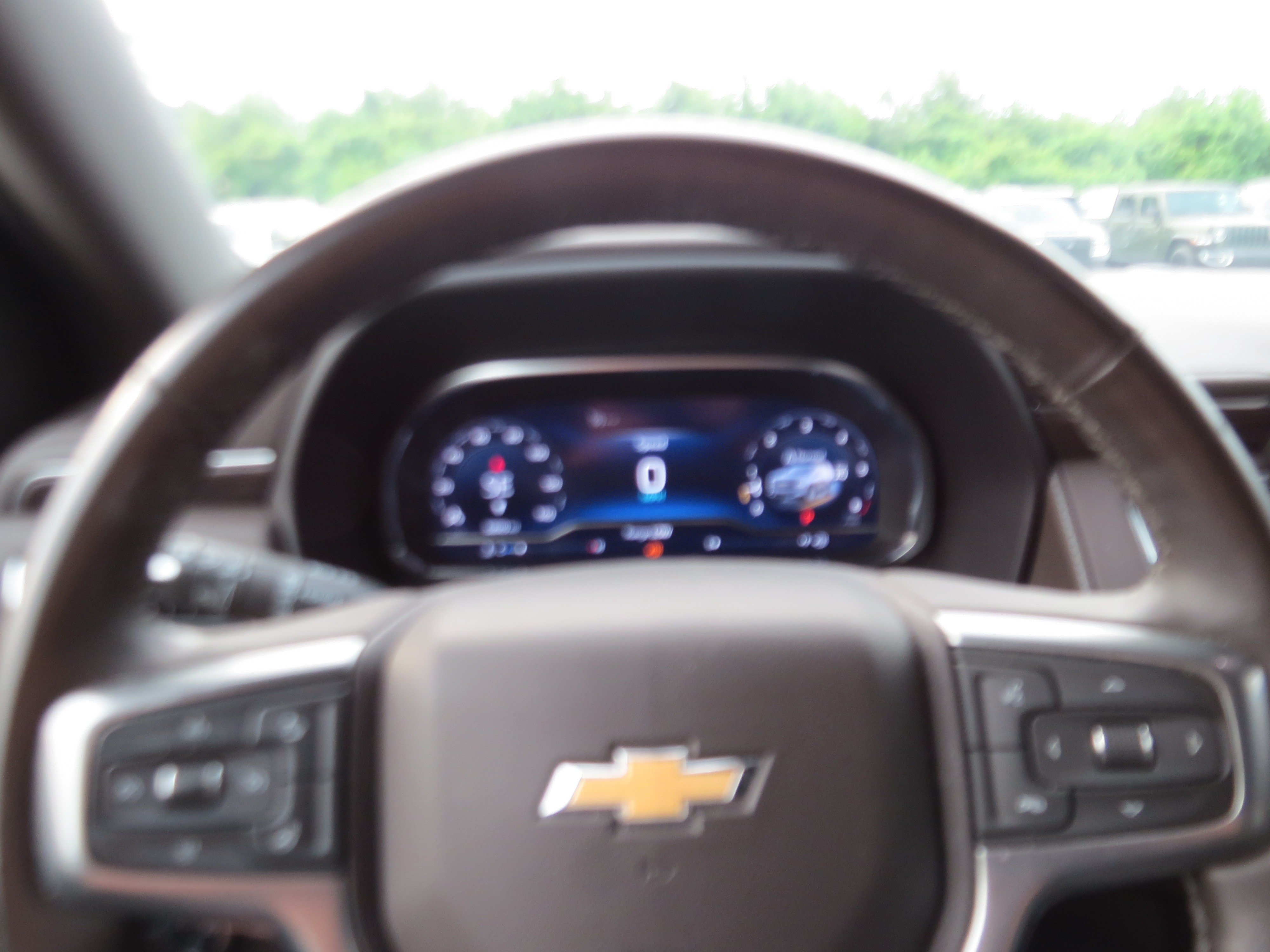 Used 2024 Chevrolet Tahoe LT w/ Luxury Package AWD/4WD image 23