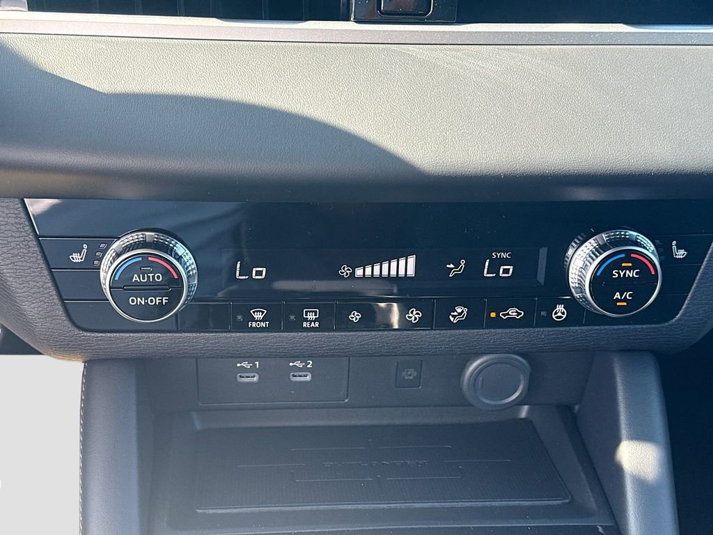 New 2026 Mitsubishi Outlander LE FWD image 15
