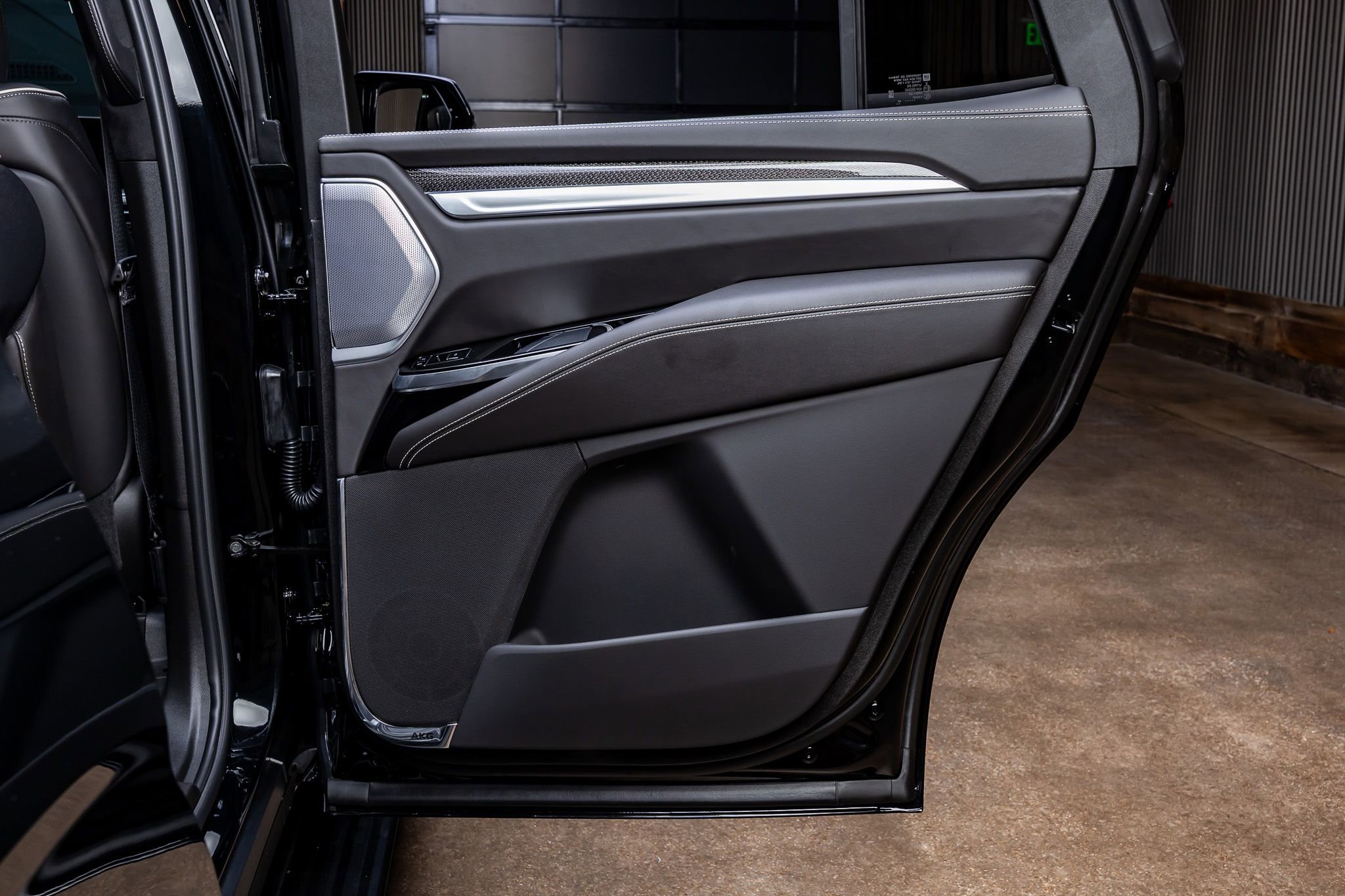 Used 2026 Cadillac Escalade V AWD/4WD image 40
