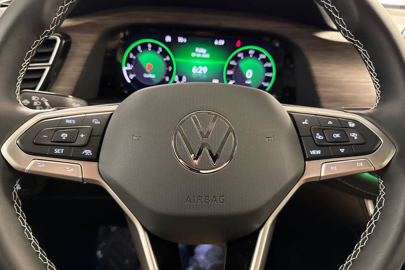 New 2026 Volkswagen Atlas SEL image 23