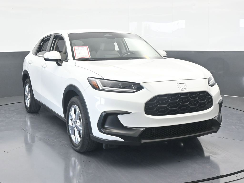 Used 2023 Honda HR-V LX image 9