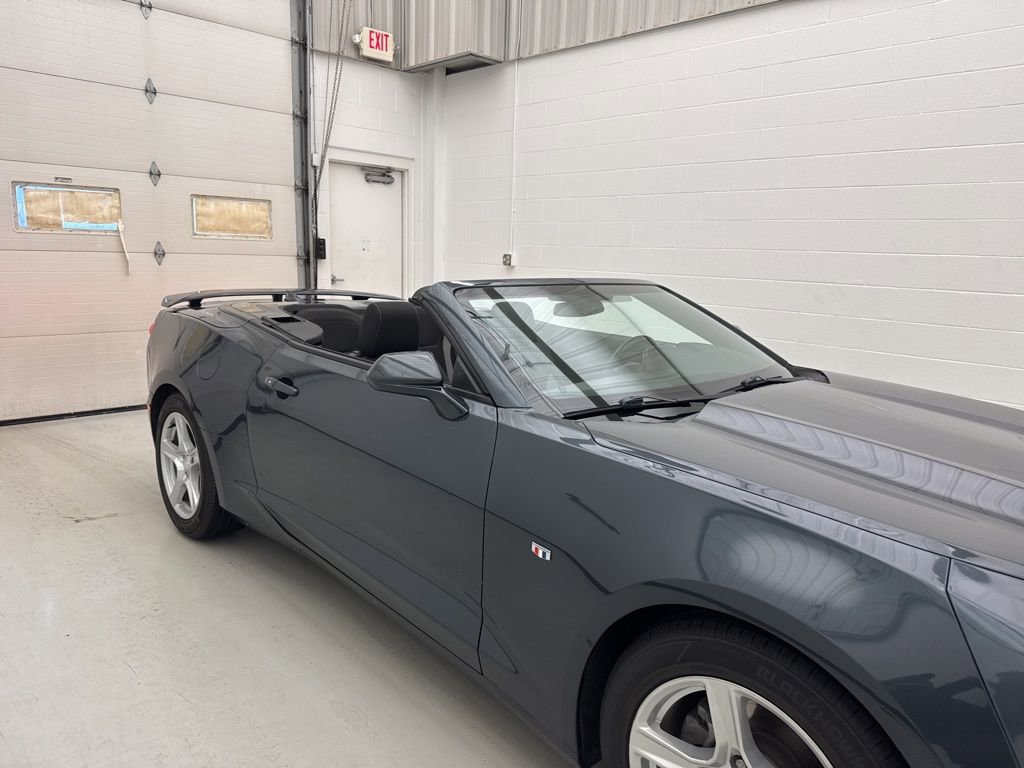 Used 2022 Chevrolet Camaro LT RWD image 12