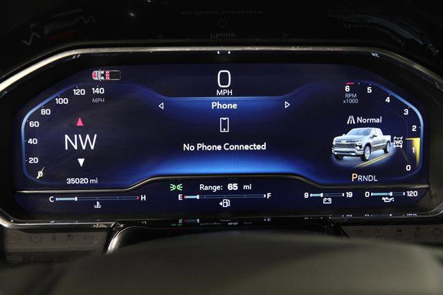 Used 2025 Chevrolet Silverado 1500 LT image 9