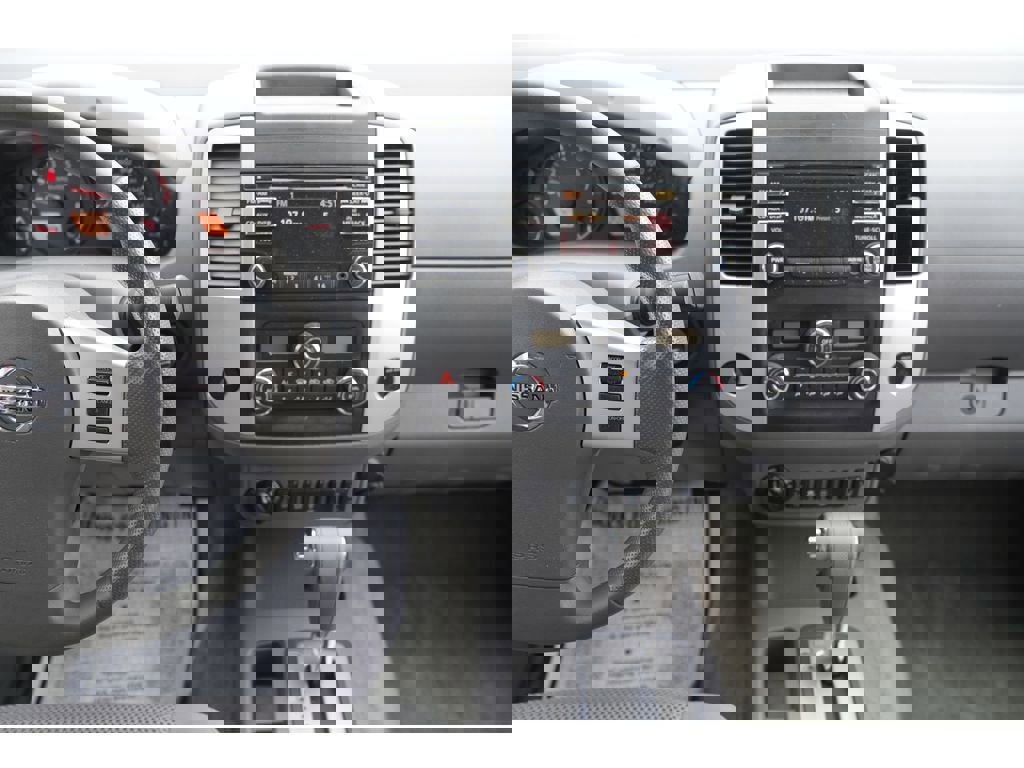 Used 2014 Nissan Frontier SV w/ SV Value Truck Package image 16