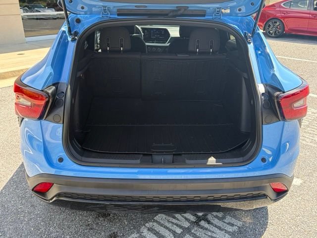Used 2024 Chevrolet Trax RS FWD image 5