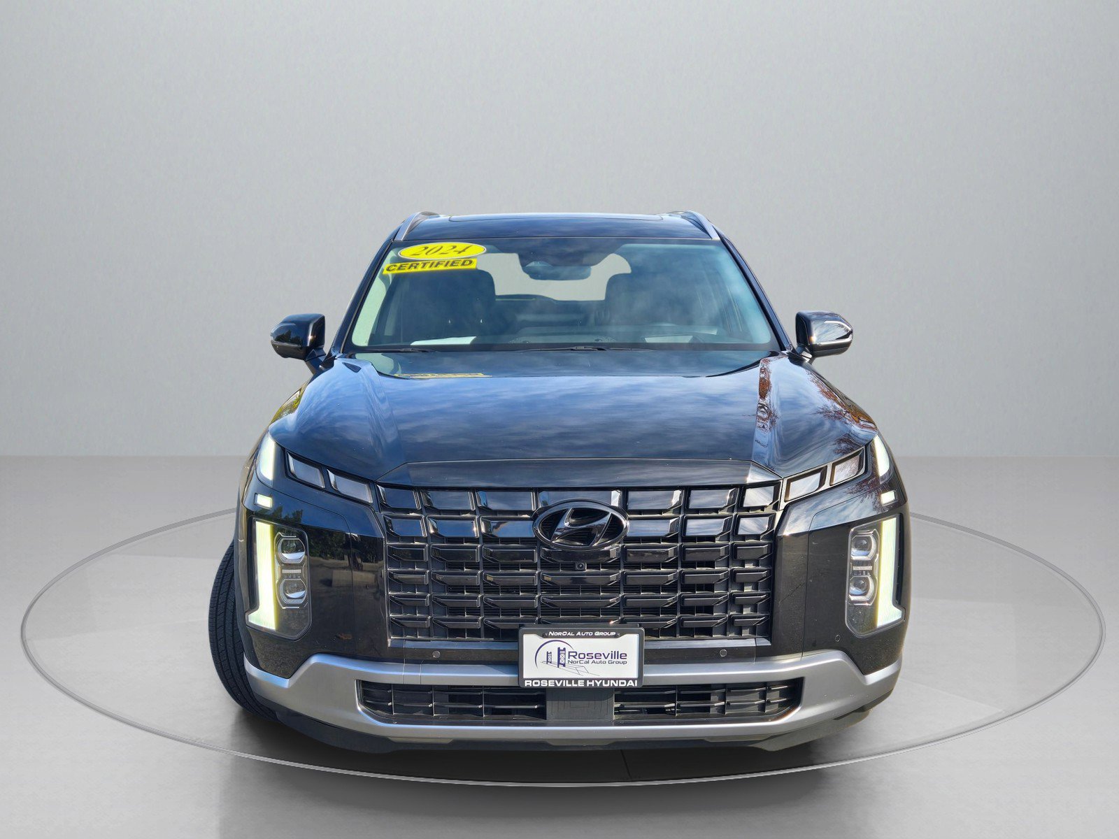 Certified 2024 Hyundai Palisade Limited image 2
