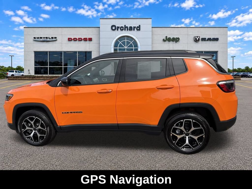 Used 2026 Jeep Compass Limited w/ Sun, Sound & Navigation Group AWD/4WD image 3