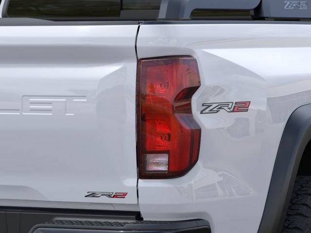 New 2026 Chevrolet Colorado ZR2 w/ Midnight Edition AWD/4WD image 13