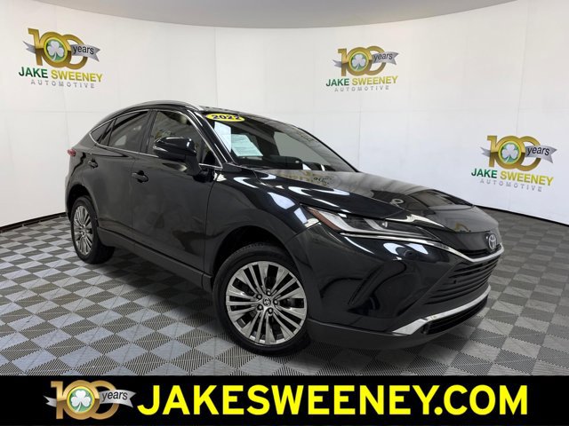 Used 2022 Toyota Venza XLE image 1