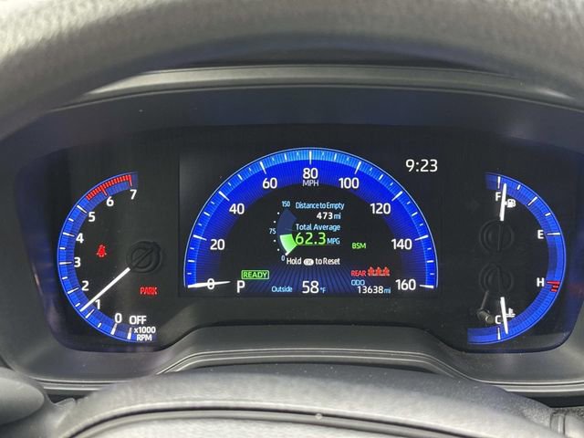 Used 2022 Toyota Corolla LE FWD image 27