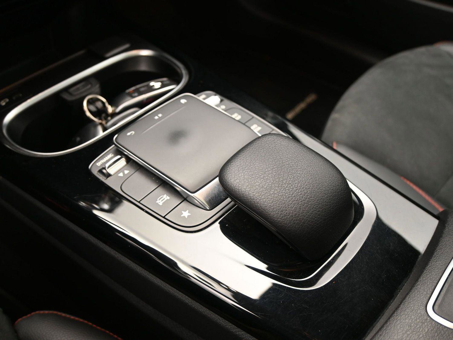 Used 2022 Mercedes-Benz CLA 250 4MATIC image 5